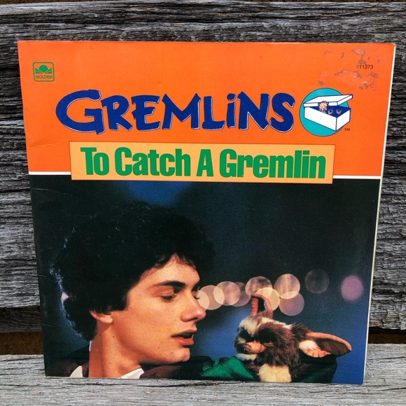 Gremlins Other - Gremlins "To Catch A Gremlin" Vintage Golden Book softcover 1984 Warner Bros 80s